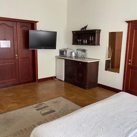 Hotel Kert Free Parking Рига Екстериор снимка