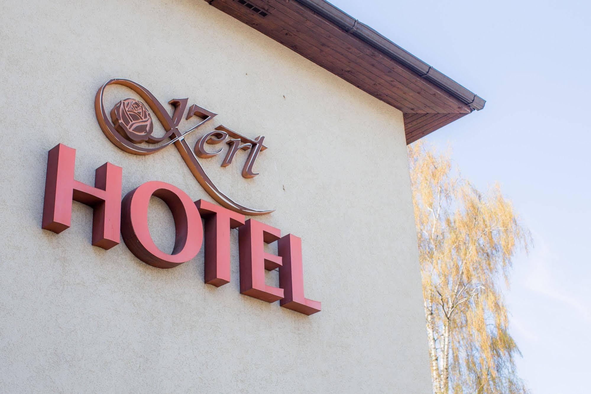 Hotel Kert Free Parking Рига Екстериор снимка