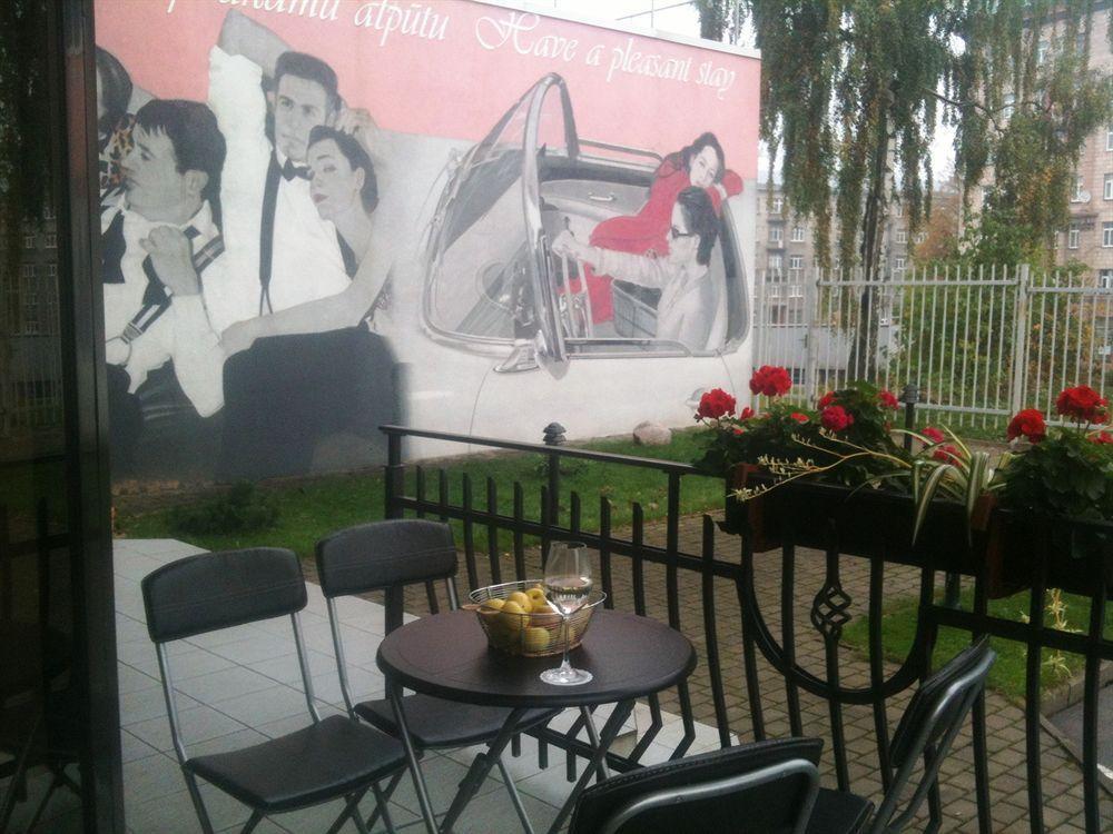 Hotel Kert Free Parking Рига Екстериор снимка